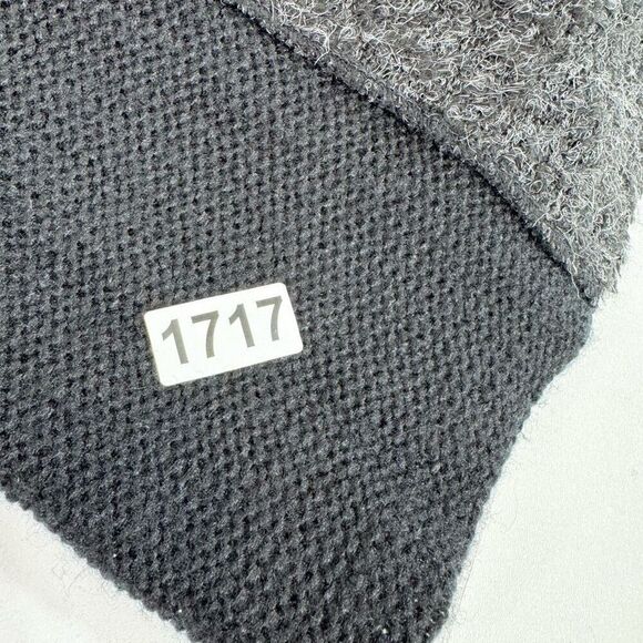 Metric Sweater Womens Small Black Floral Knitted Sleeveless Lagenlook Vest Wool - Picture 10 of 10